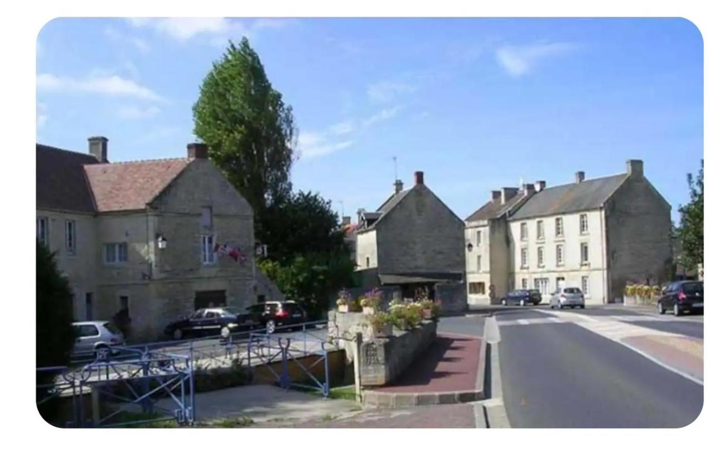 Logement Cosy Parking Prive Situe Au Coeur Du Village Reviers Dış mekan fotoğraf